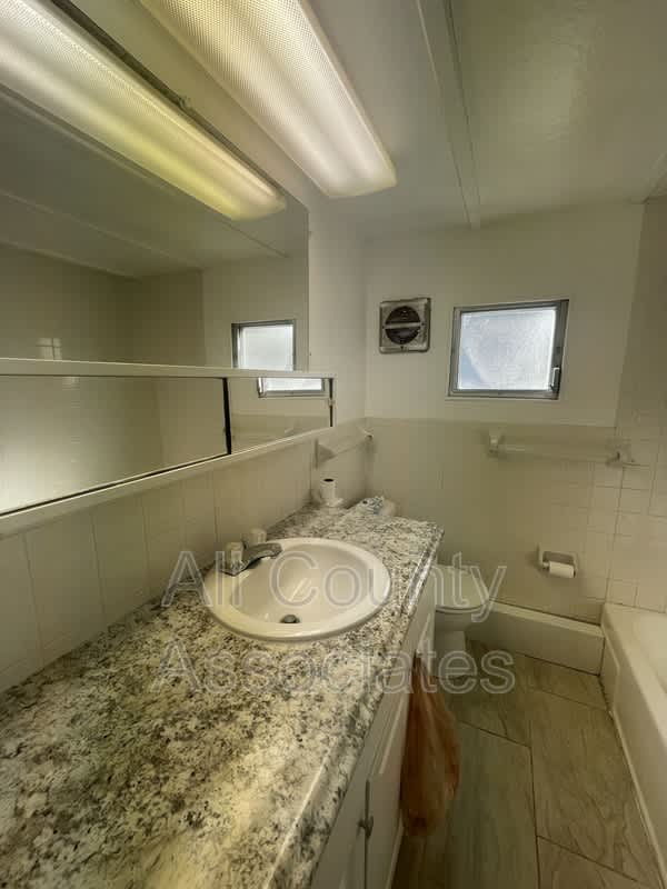 2132 Kepner Dr – photo 4