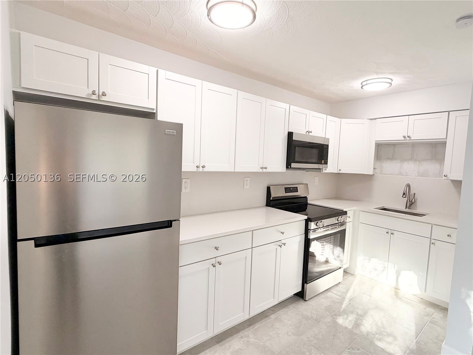 1632 Ne 4Th Pl – photo 5