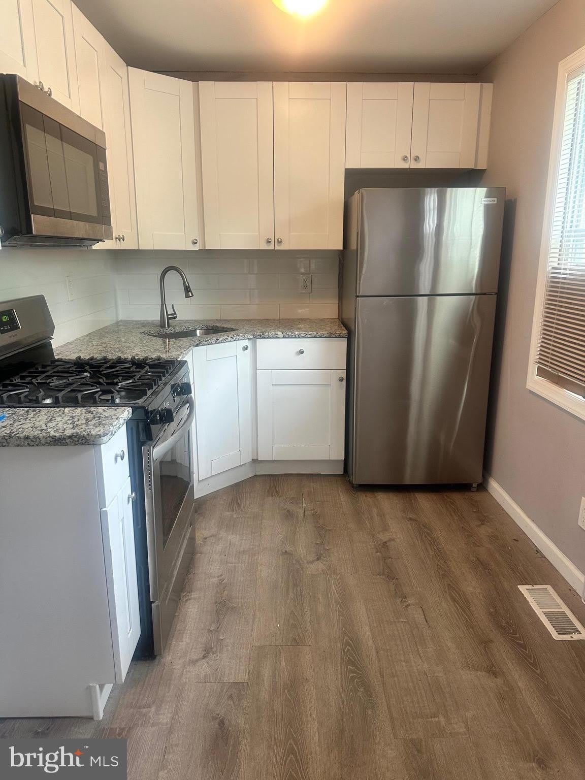 101 W BUCK Street – photo 4