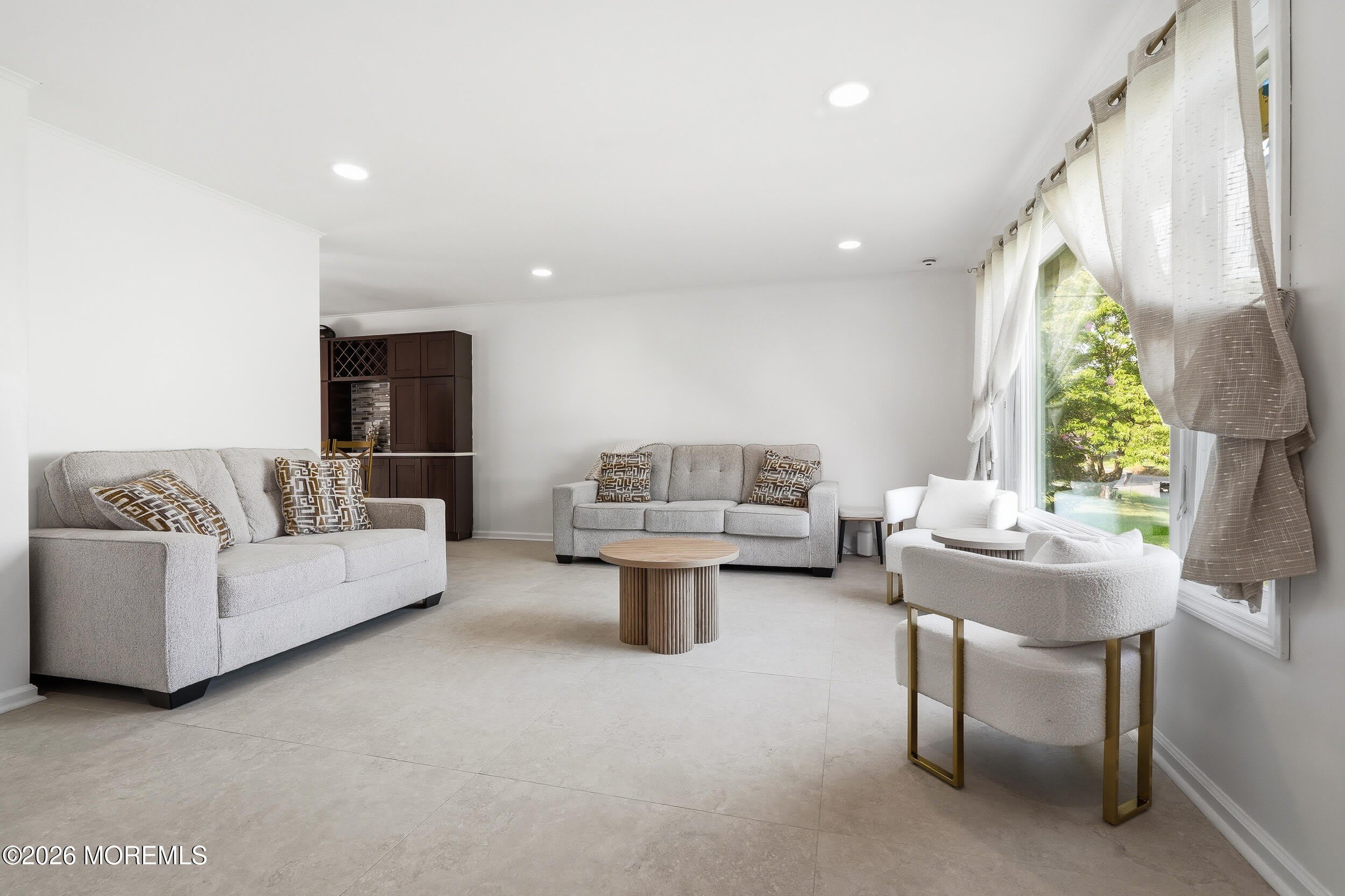 38 Hilltop Road – photo 4