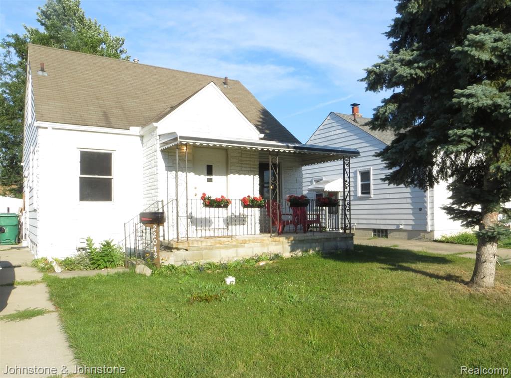 22042 Gascony Ave – photo 1