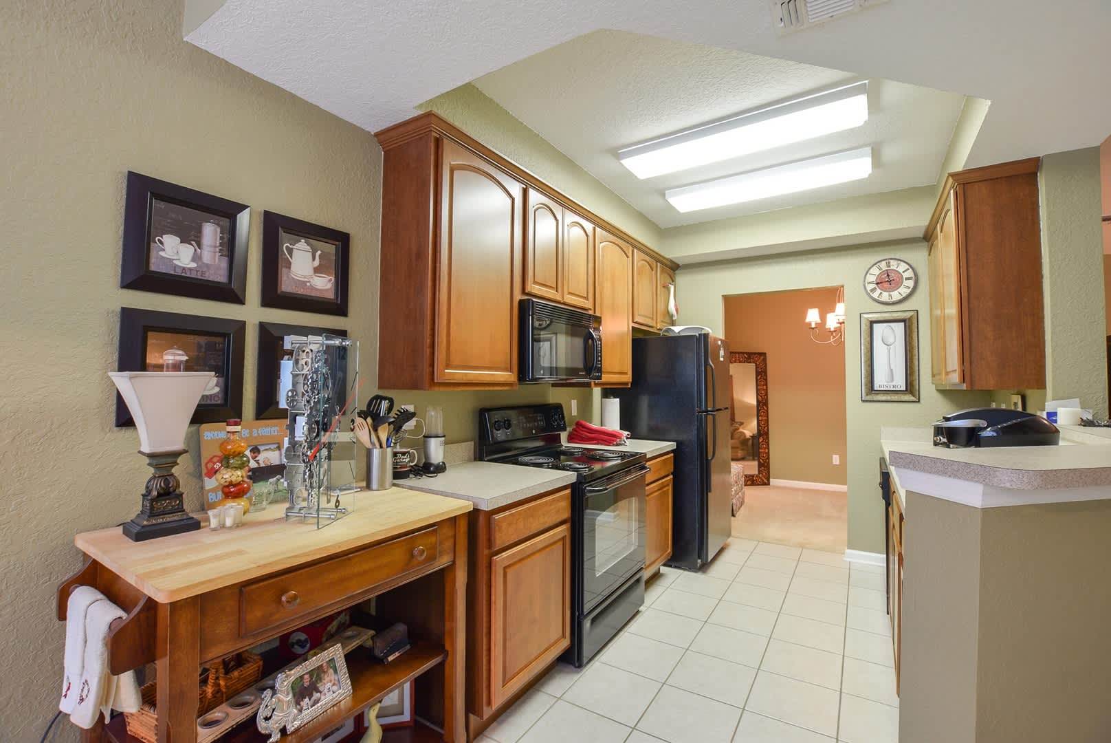 ADORABLE 2 Bed 2 Bath Townhome with Office For Rent in Sanford, FL! – photo 5