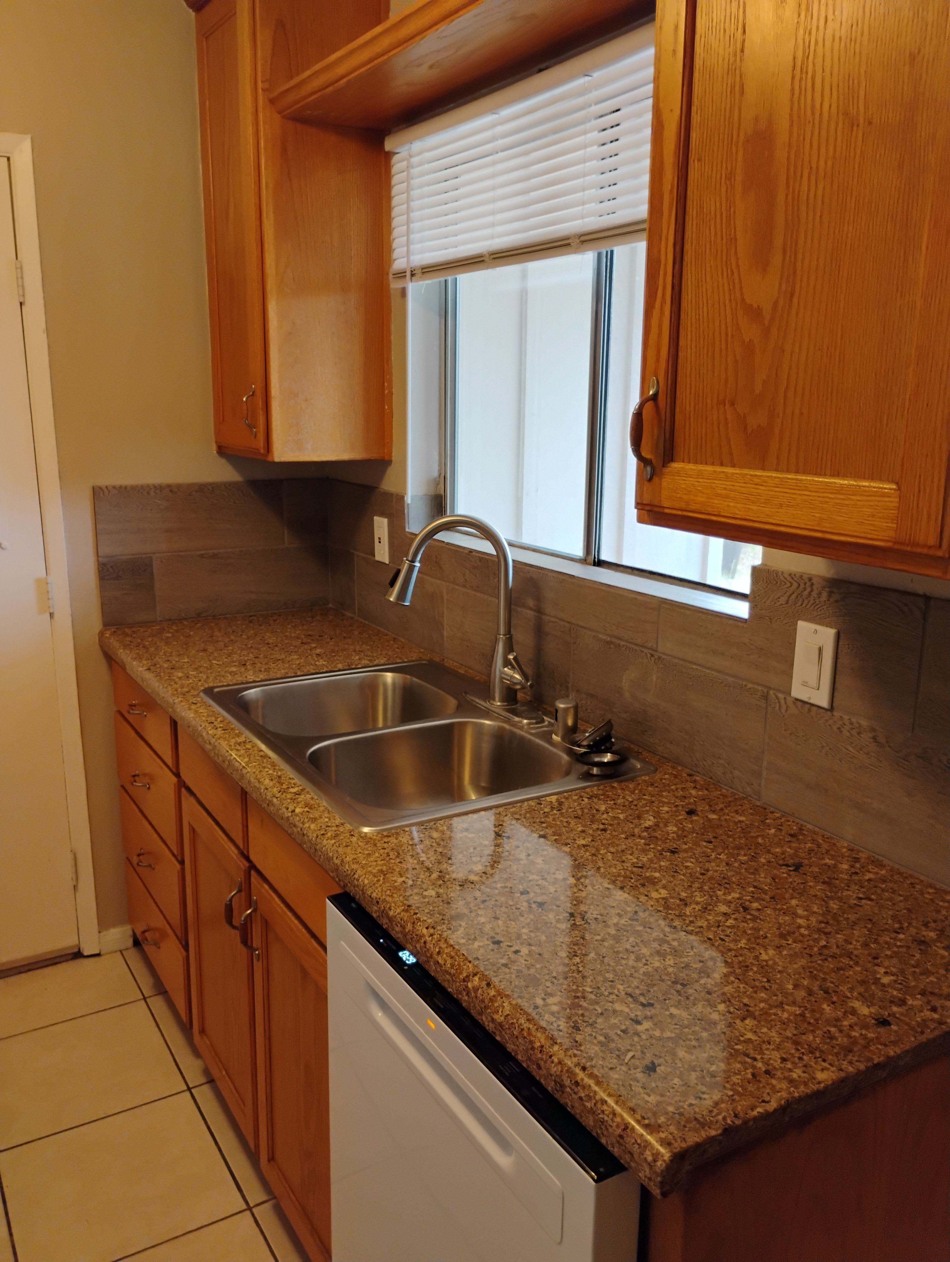 5360 Cervantes Ave – photo 1