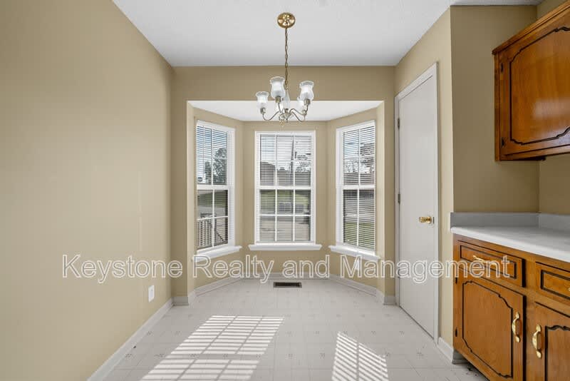 3252 Tower Drive – photo 5