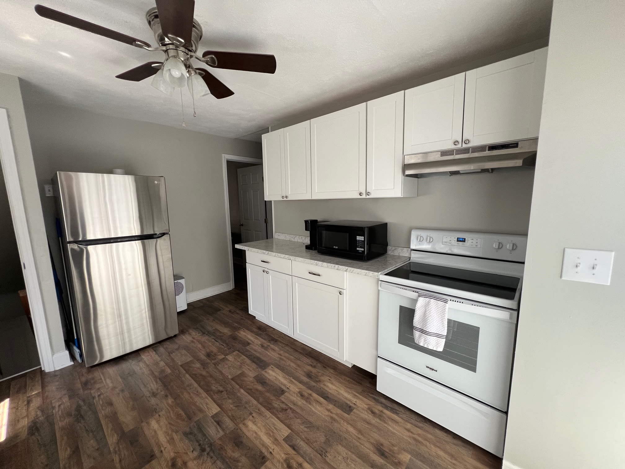603 1 2 Mc Dowell – photo 2
