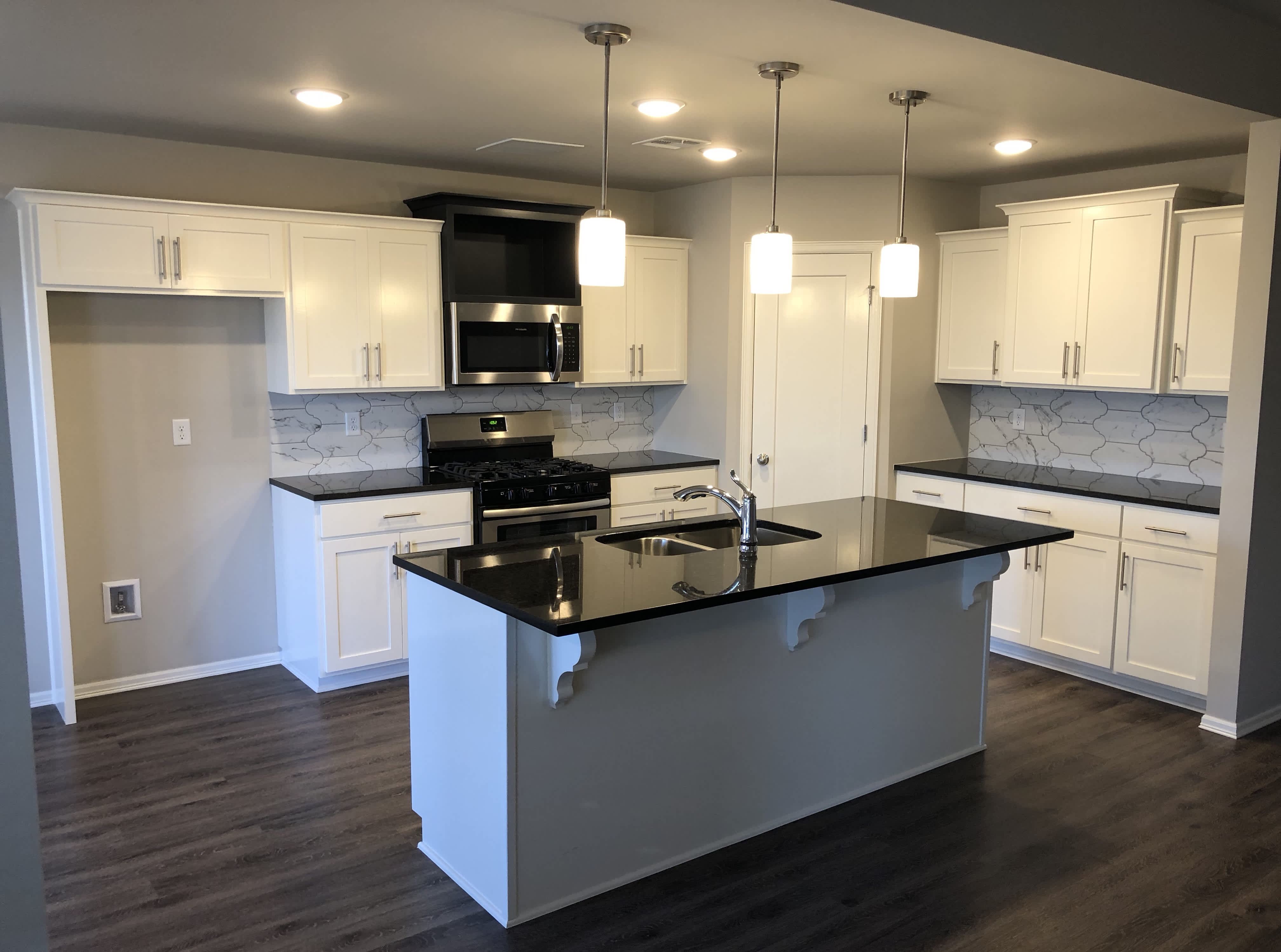 14310 S New Haven Ave – photo 5