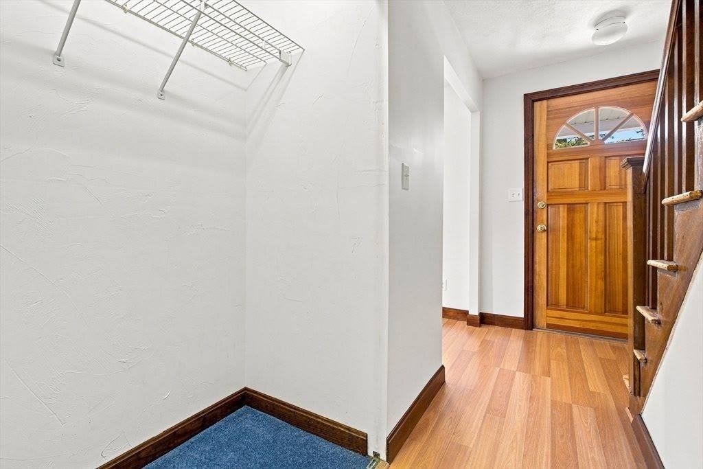 24 Railroad Ave – photo 2
