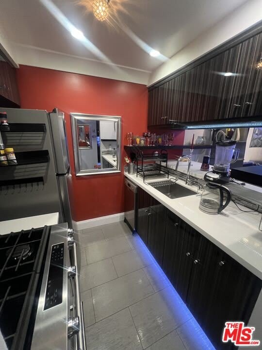950 N Kings Rd – photo 5