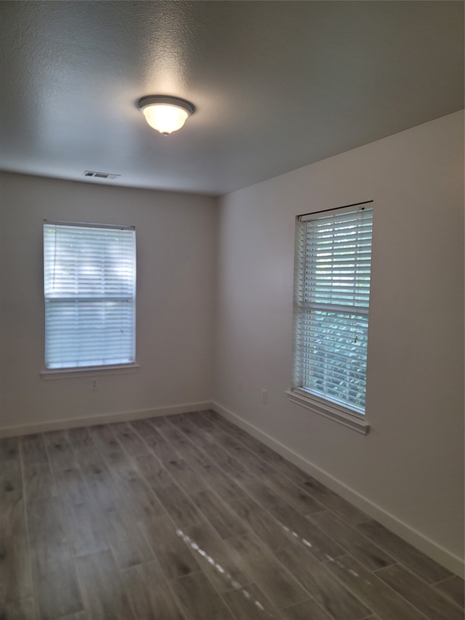 910 S Catherine Street – photo 5