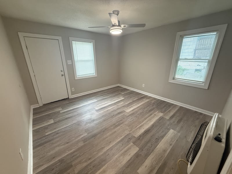 3042 McAdoo Avenue – photo 2