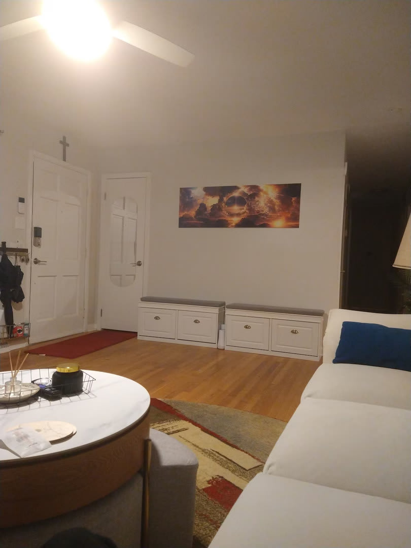 Room in 3 Bedroom Home at Foxcroft Dr – photo 2