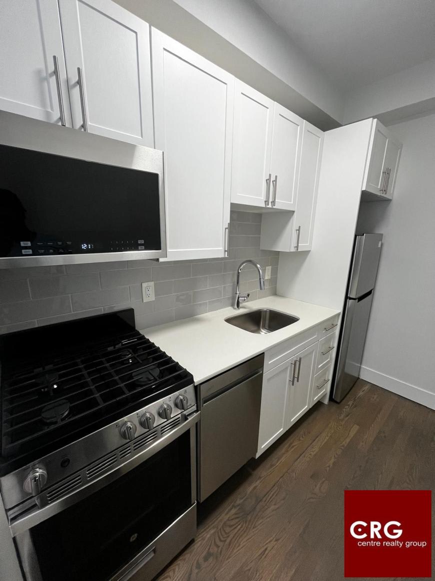 83 Park Dr – photo 2