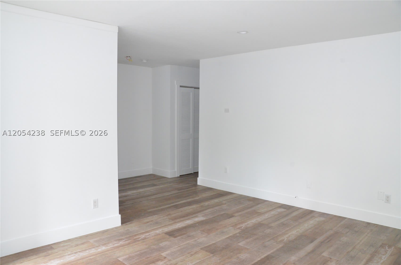 35 Edgewater Dr – photo 5