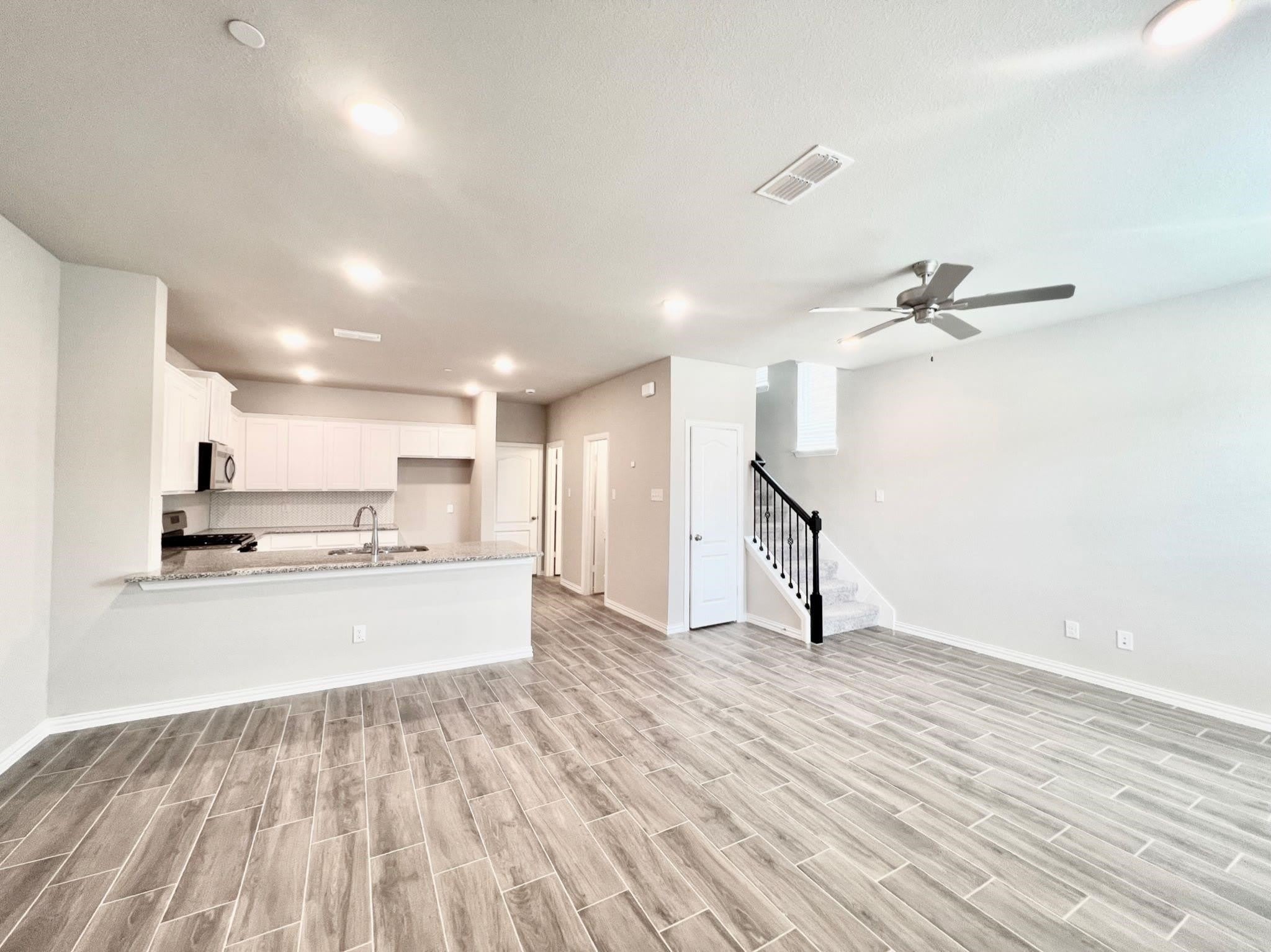 3717 Malibu Drive – photo 3