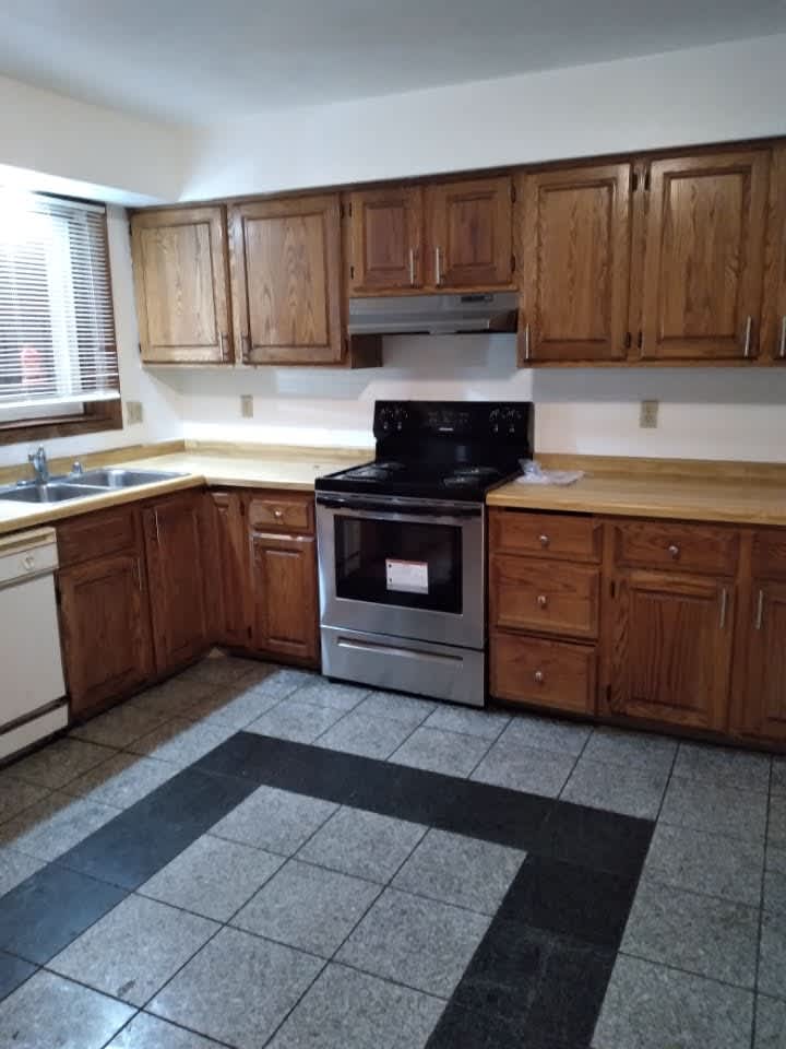 6763 Hammersley Road – photo 3