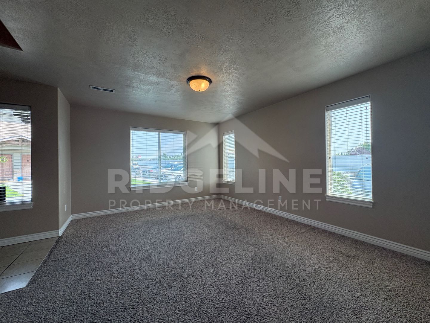 3 Bedroom Townhome in Rexburg – photo 4