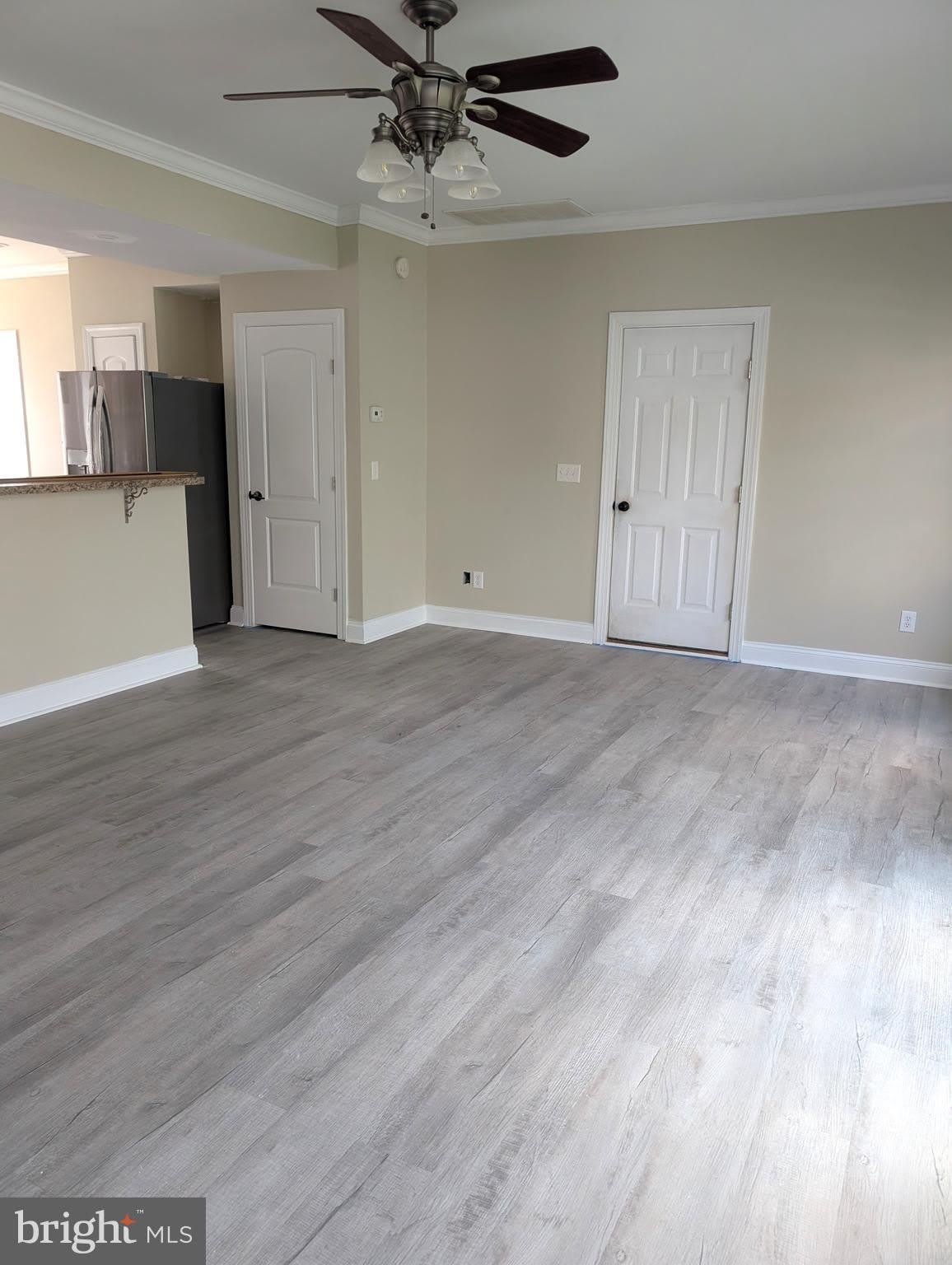 200 W MARKET Street – photo 4