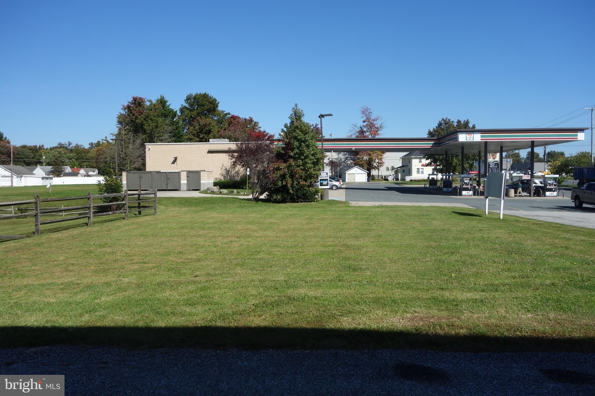 610 S PHILADELPHIA Boulevard – photo 3