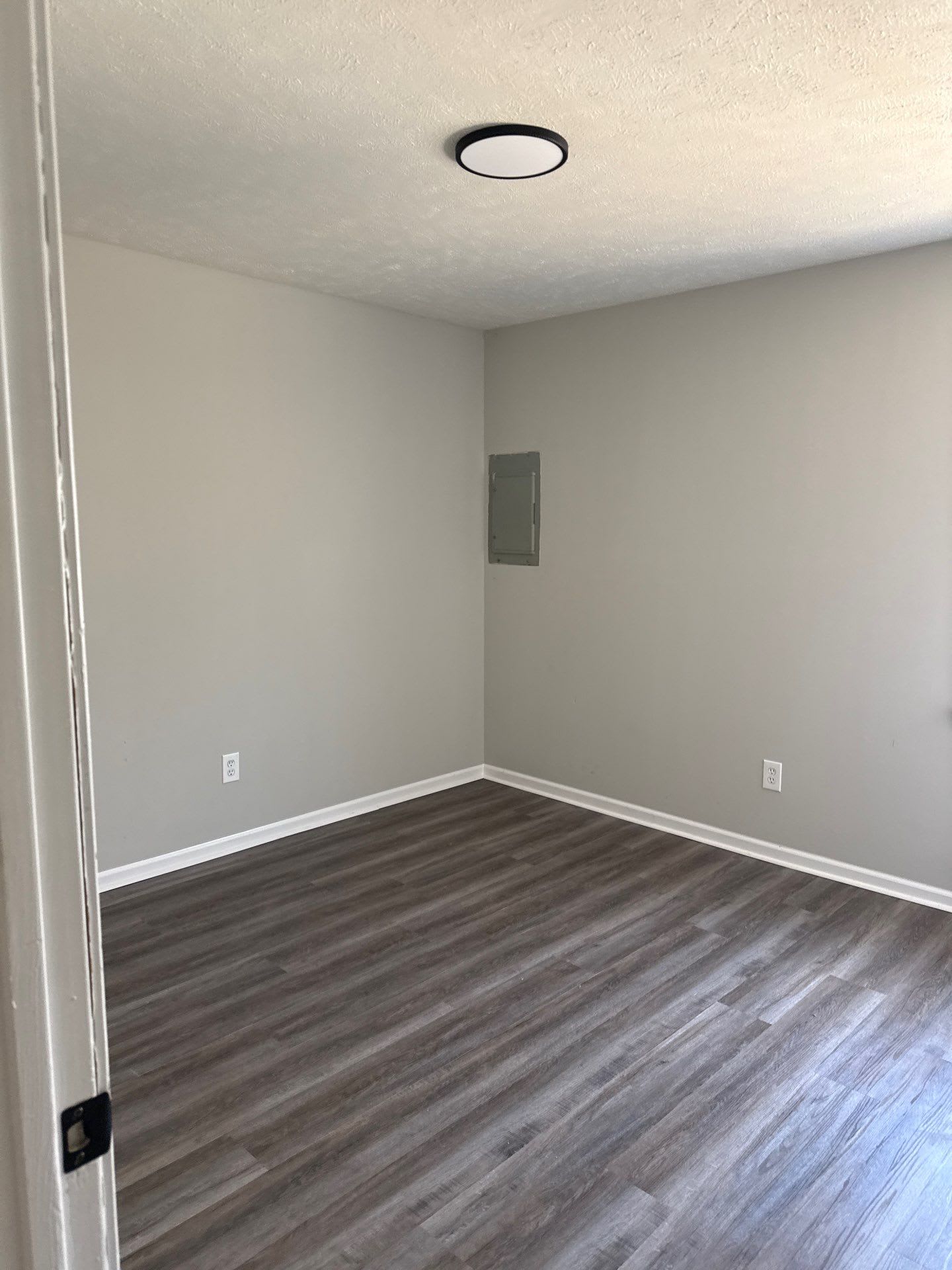 40 W Cooper St Brownsville – photo 3