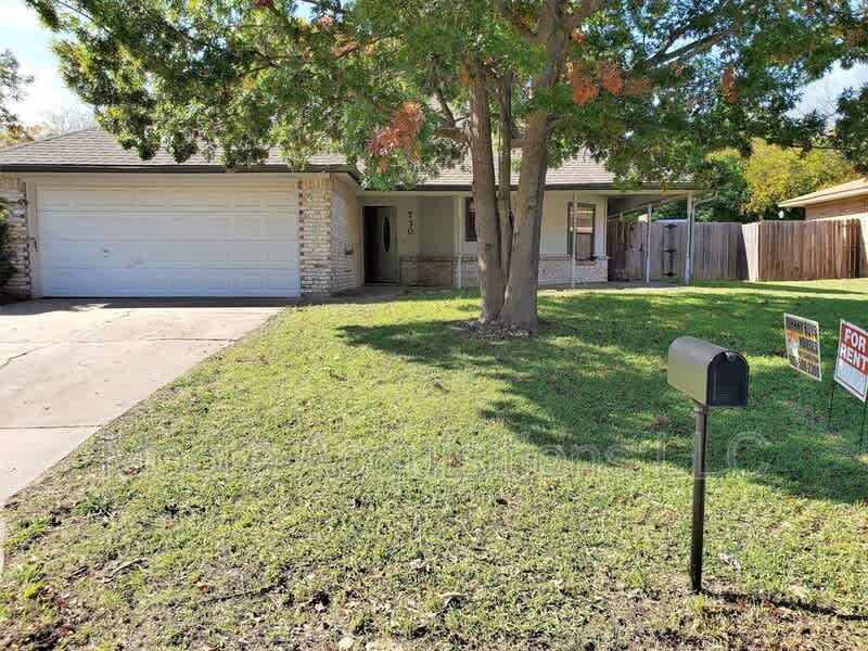 730 Patricia Dr. – photo 3