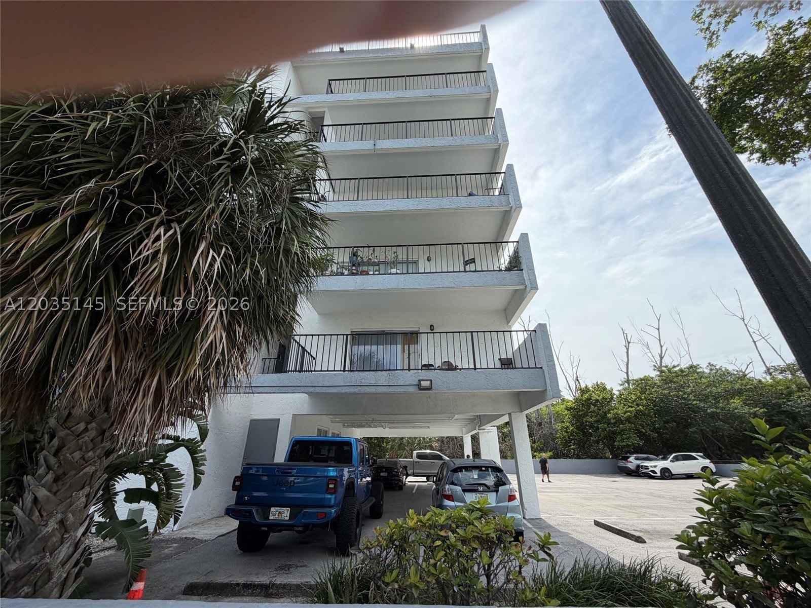 16508 NE 26th Ave – photo 2