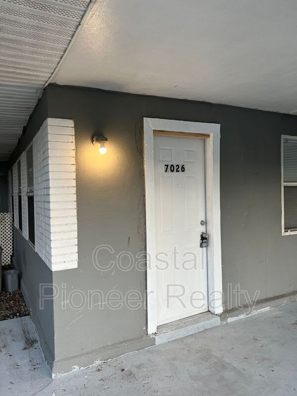 7026 Washington Street – photo 2