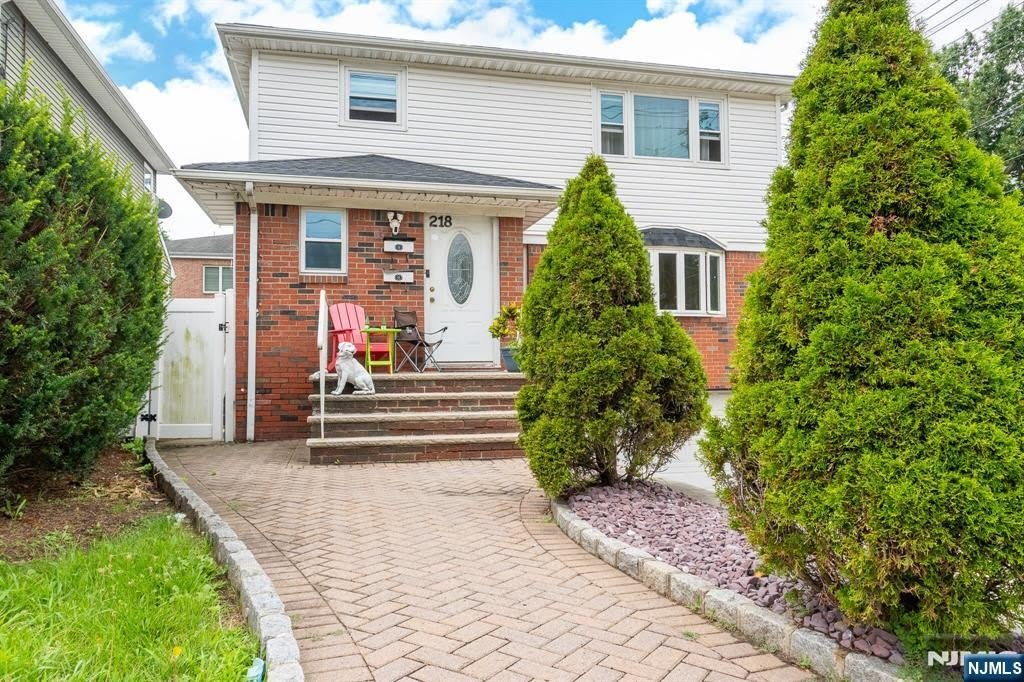 218 Brinkerhoff Avenue – photo 2