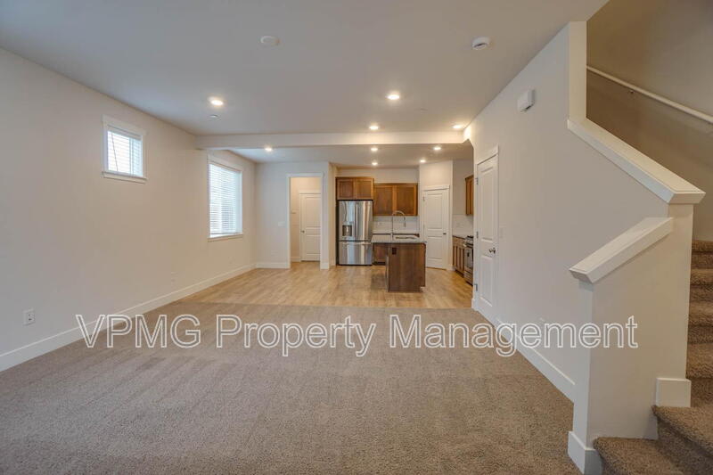 6921 NE 16th Ave – photo 5