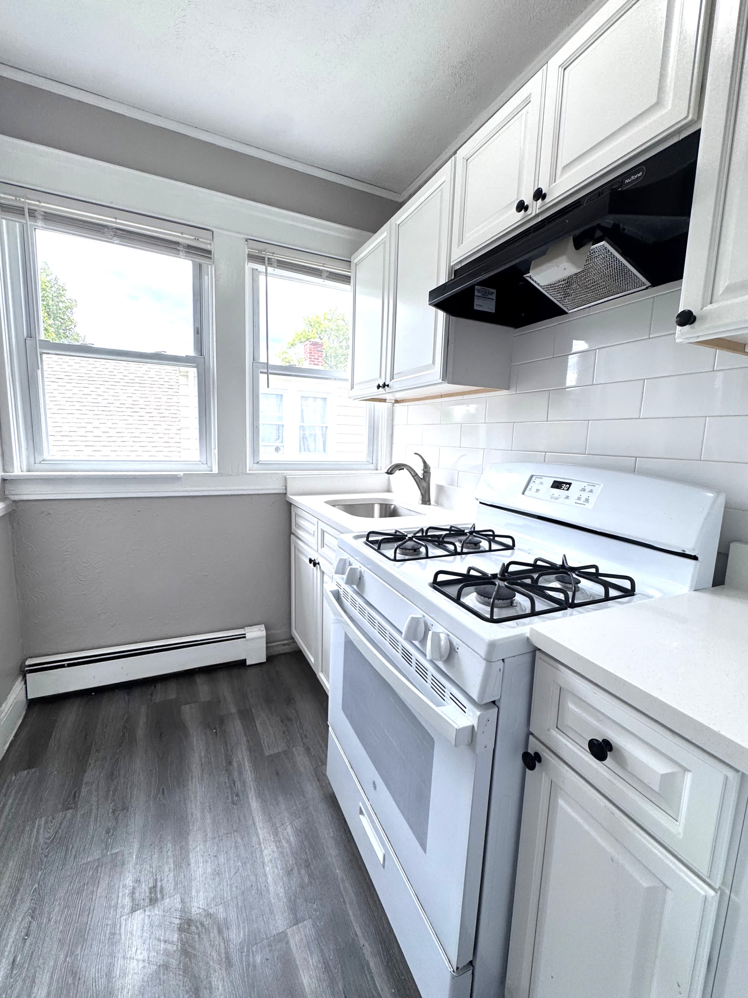 50 Glendale Ave – photo 3