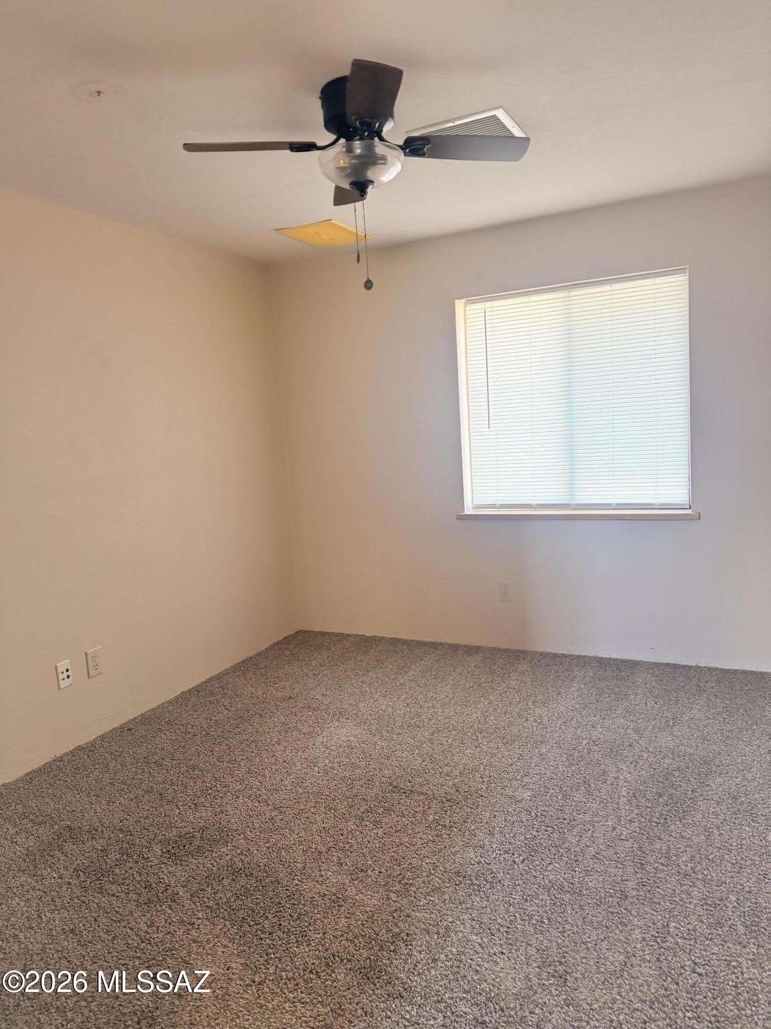 732 W 4Th Street – photo 3