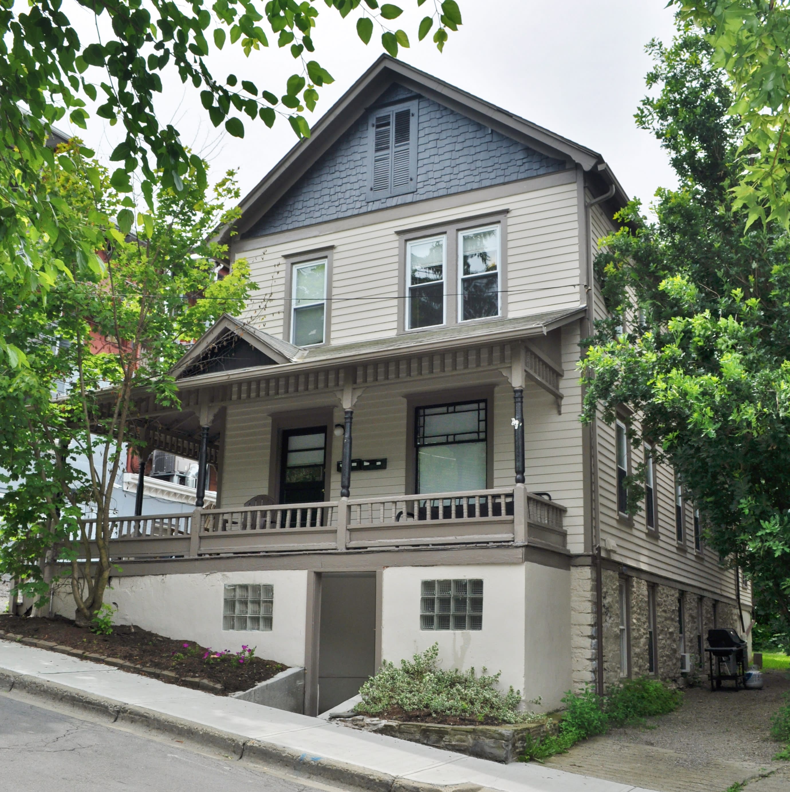 211 Williams St., 1 – photo 1