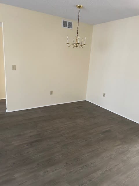 423 East Rosewood Lane – photo 4