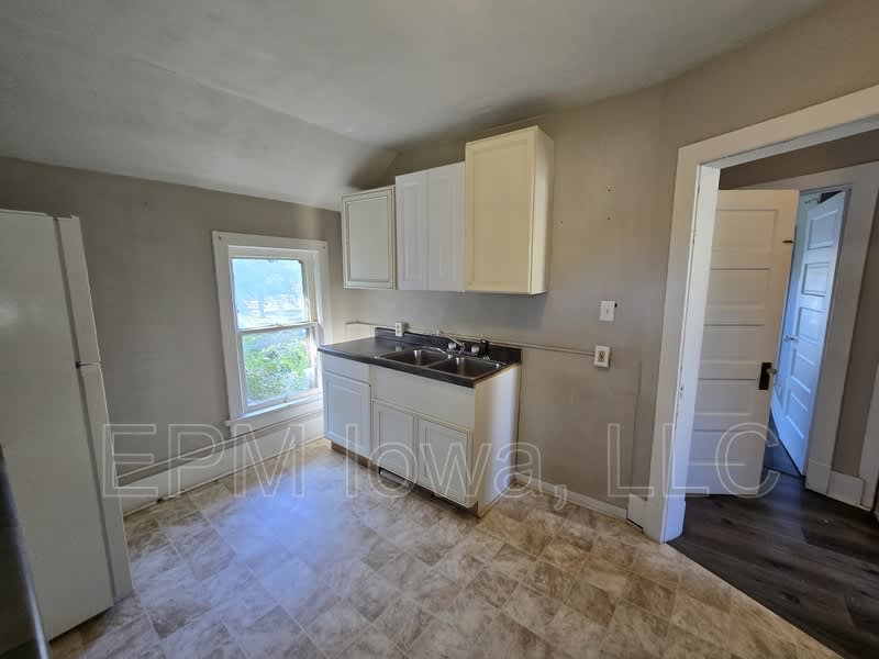 437 1 2 Riehl Street – photo 2
