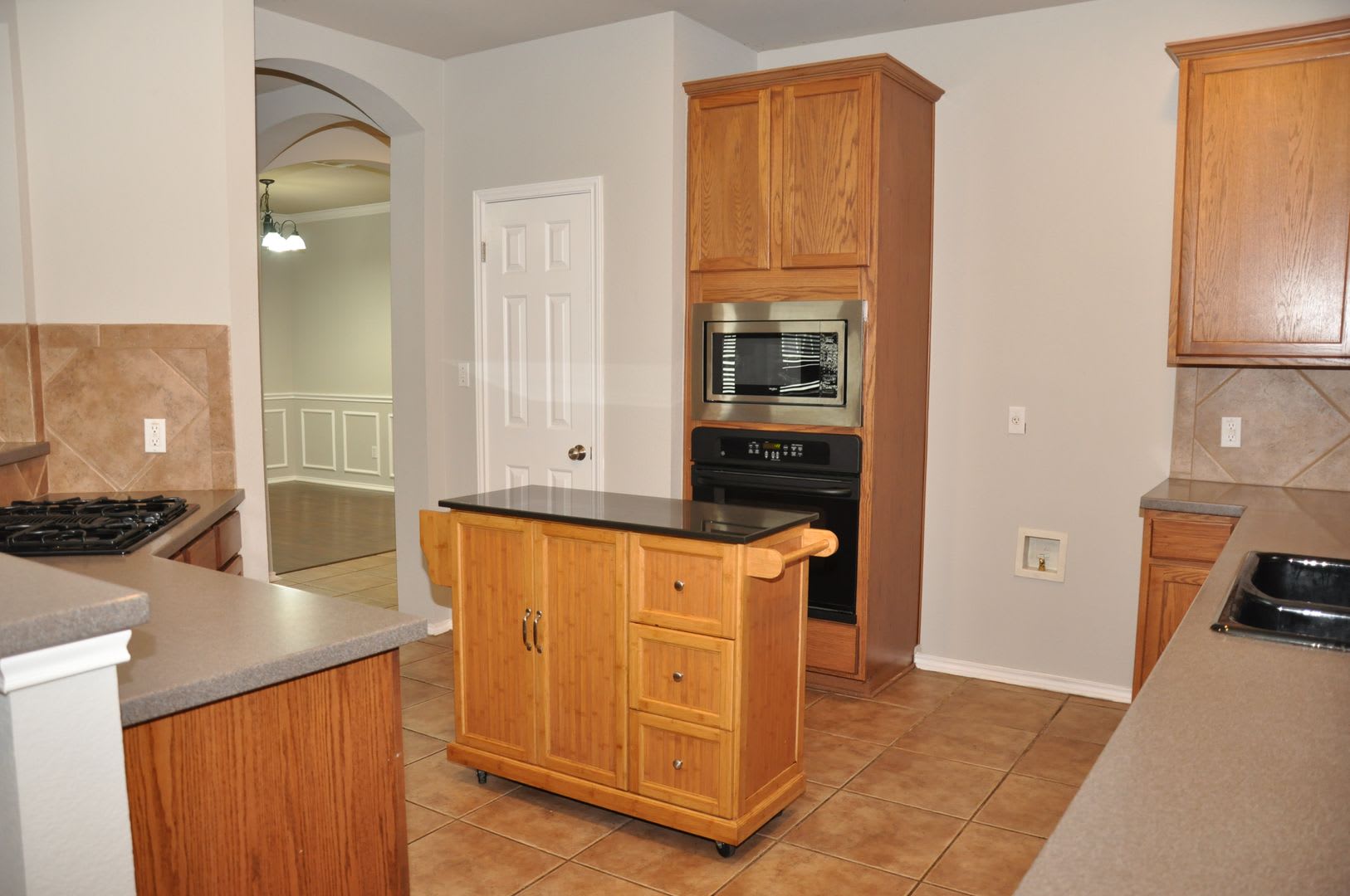 3 Bedroom 2 Bath with and Office/4th Bedroom in Vista Ridge – photo 4