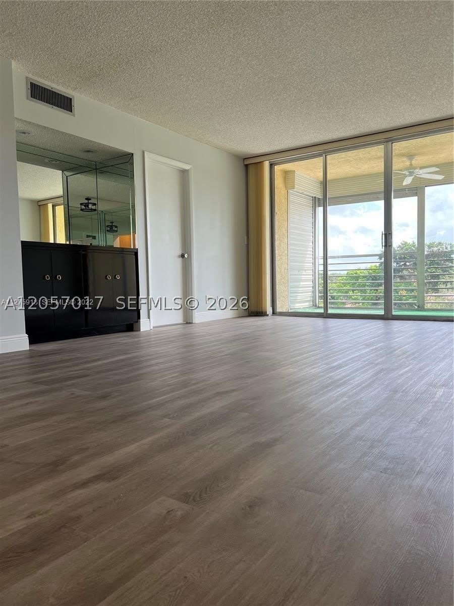 9520 Seagrape Dr – photo 5