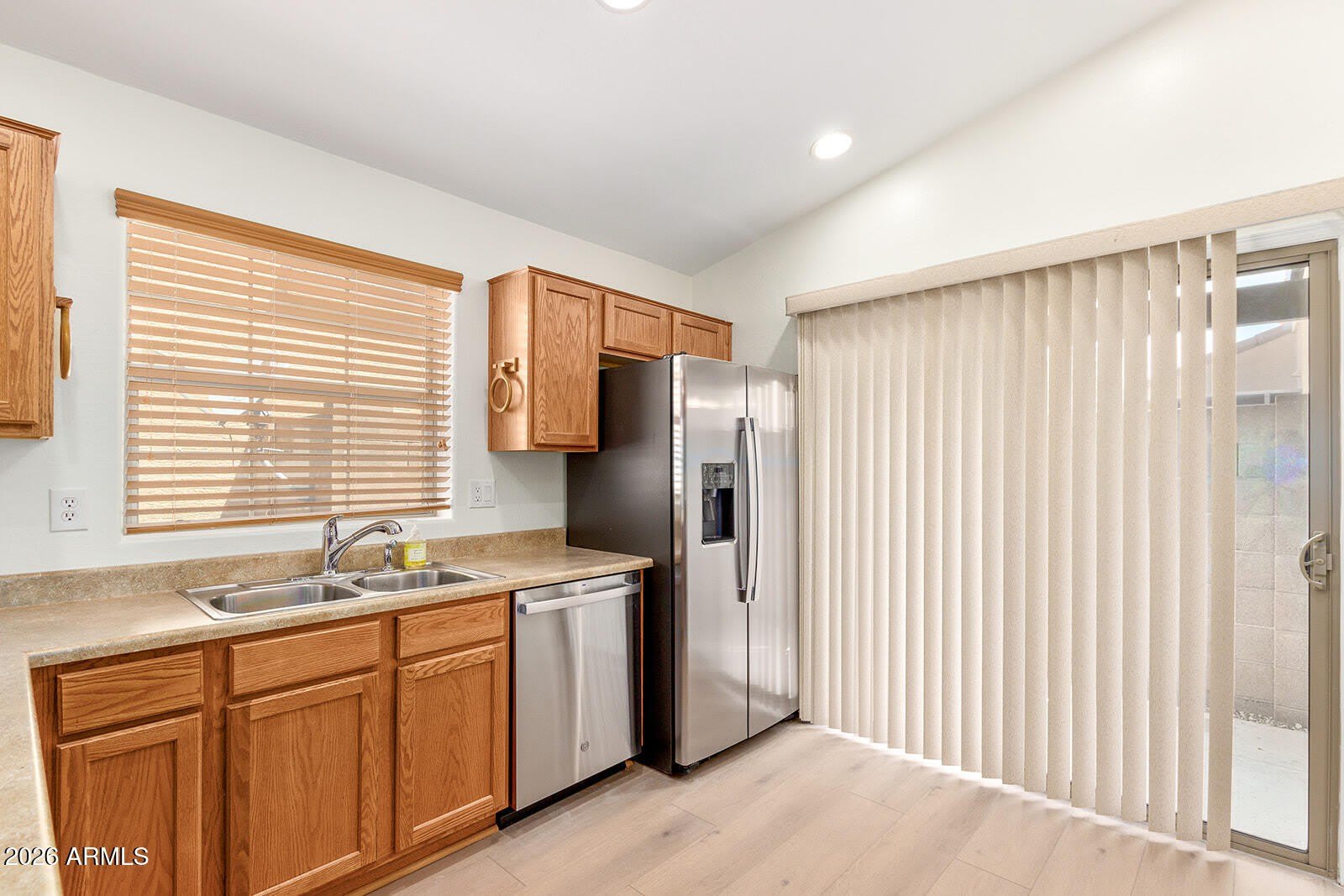 3286 E FRANKLIN Avenue – photo 3