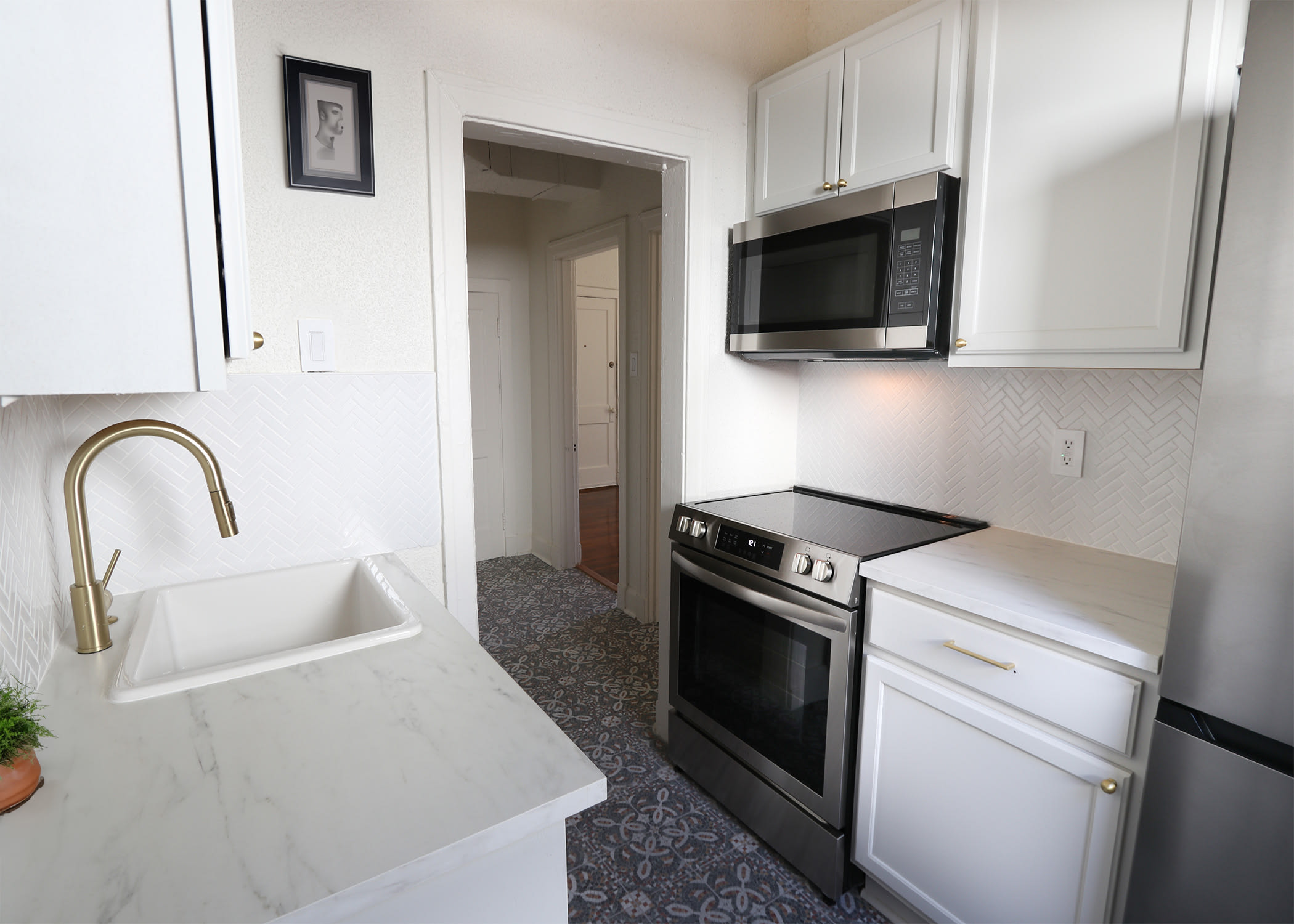 148 Clark Pl – photo 4