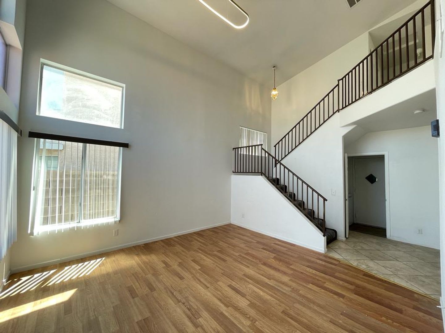 Beautiful 3 bed 2.5 bathroom home – photo 4