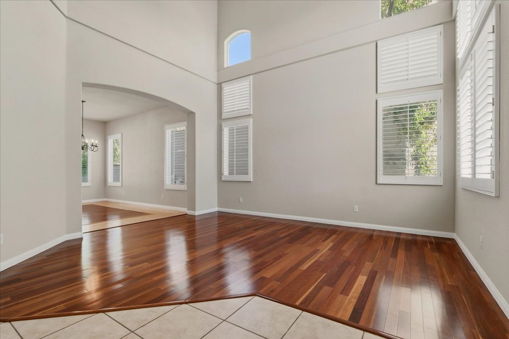 2237 Timber Rose Dr. – photo 2
