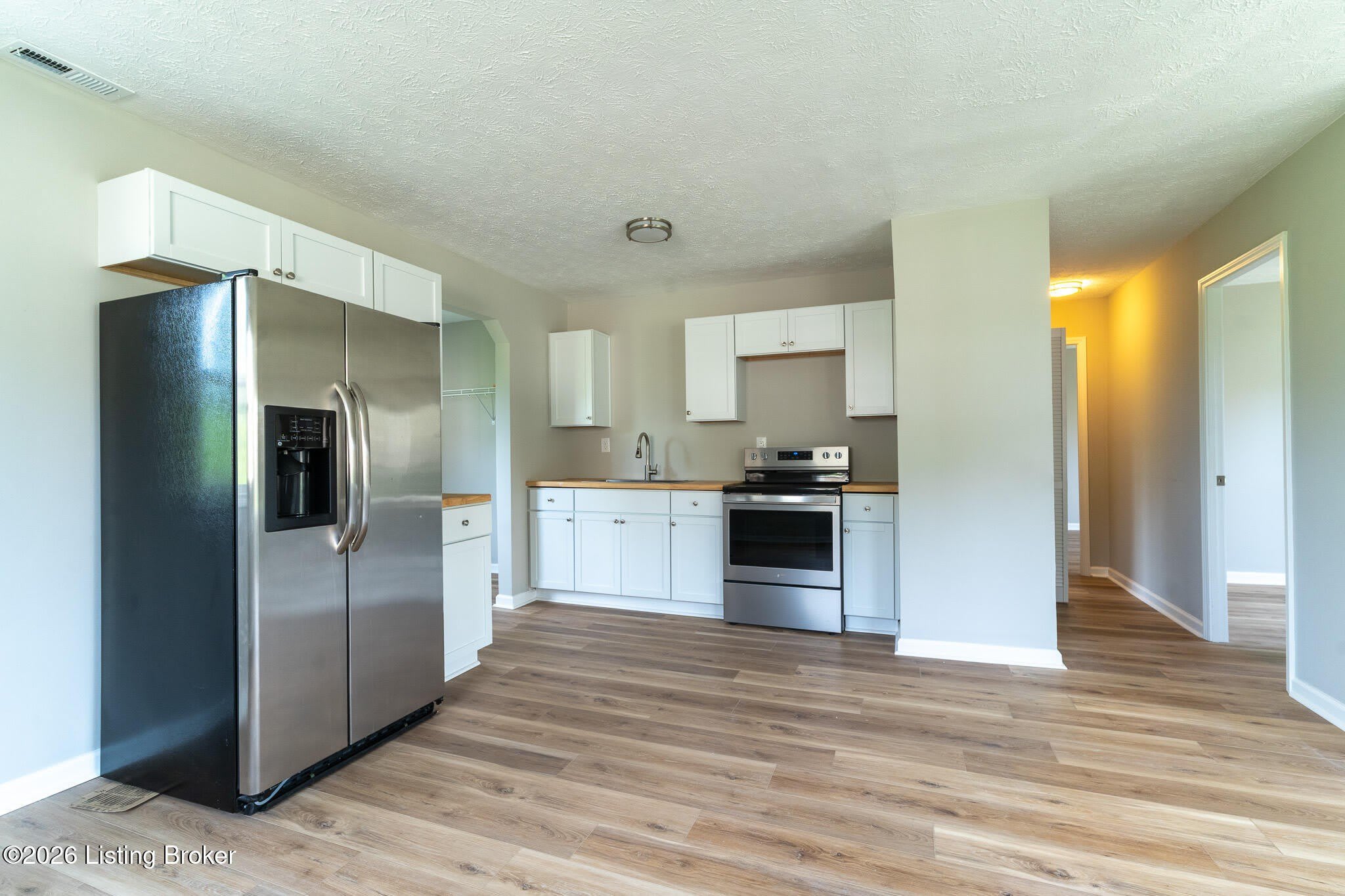 106 Hardin Ct – photo 3
