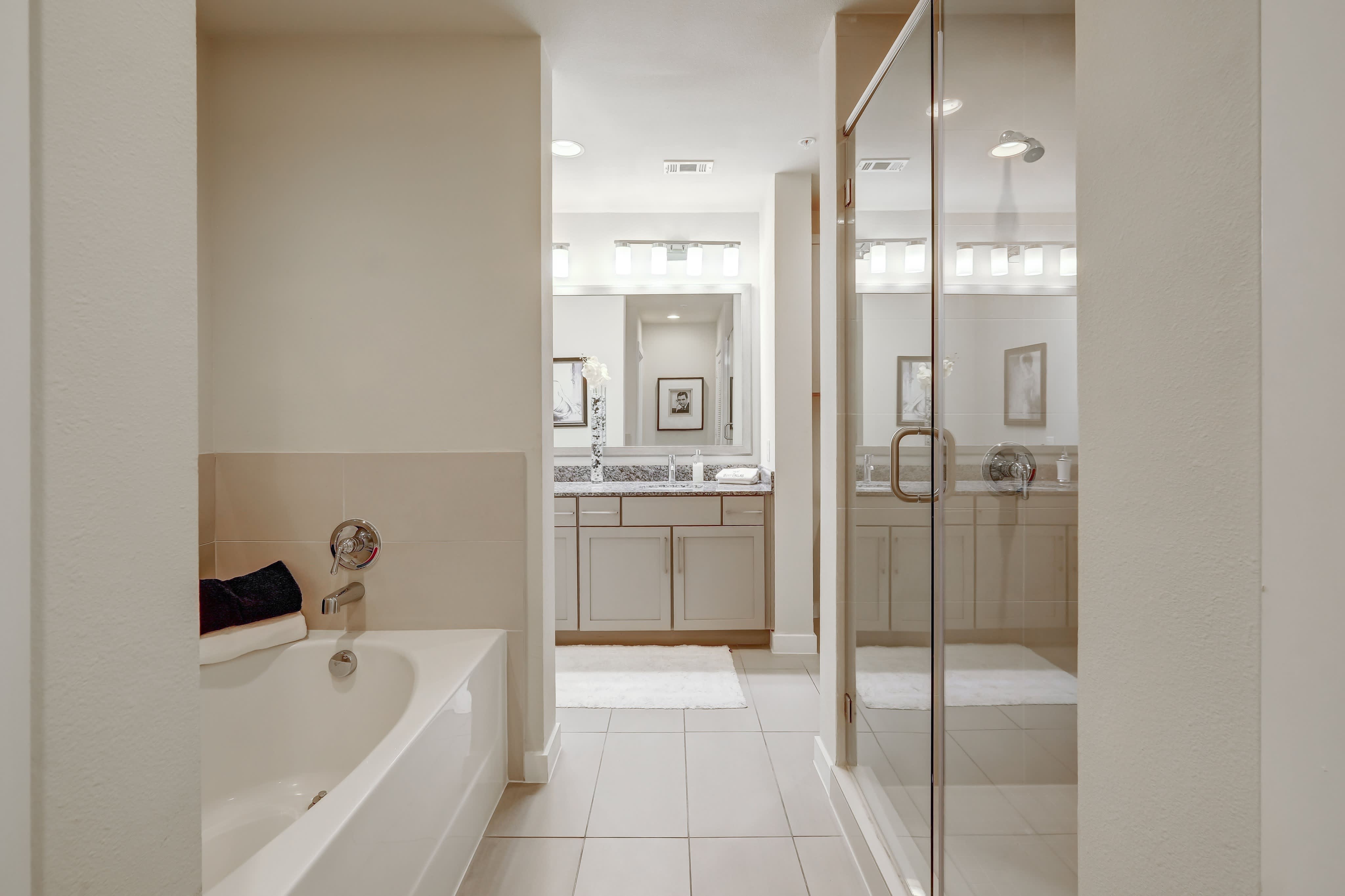 2900 West Dallas – photo 5