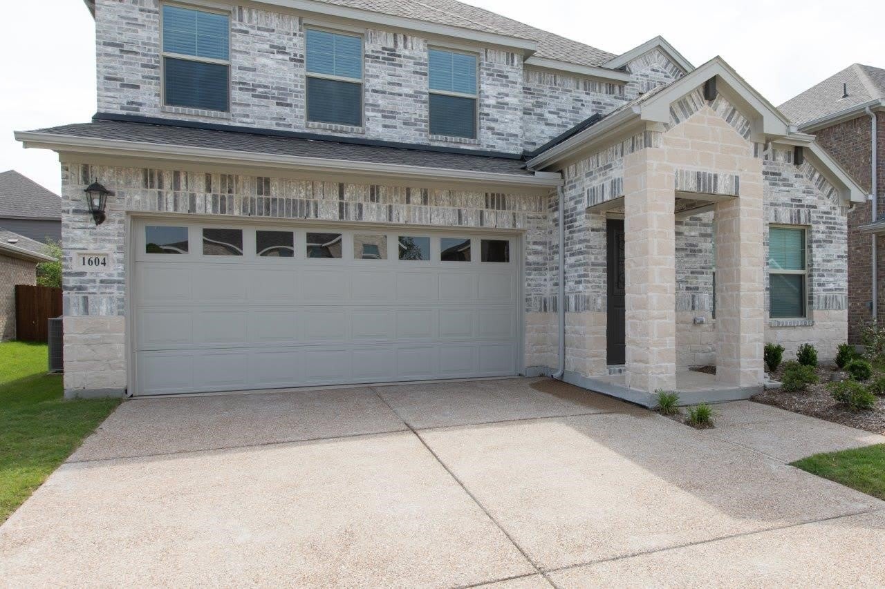 1604 Mineral Point Place – photo 2