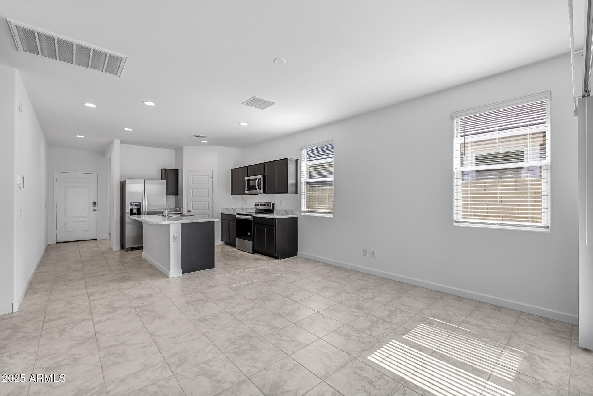 38125 W Excussare Way – photo 5