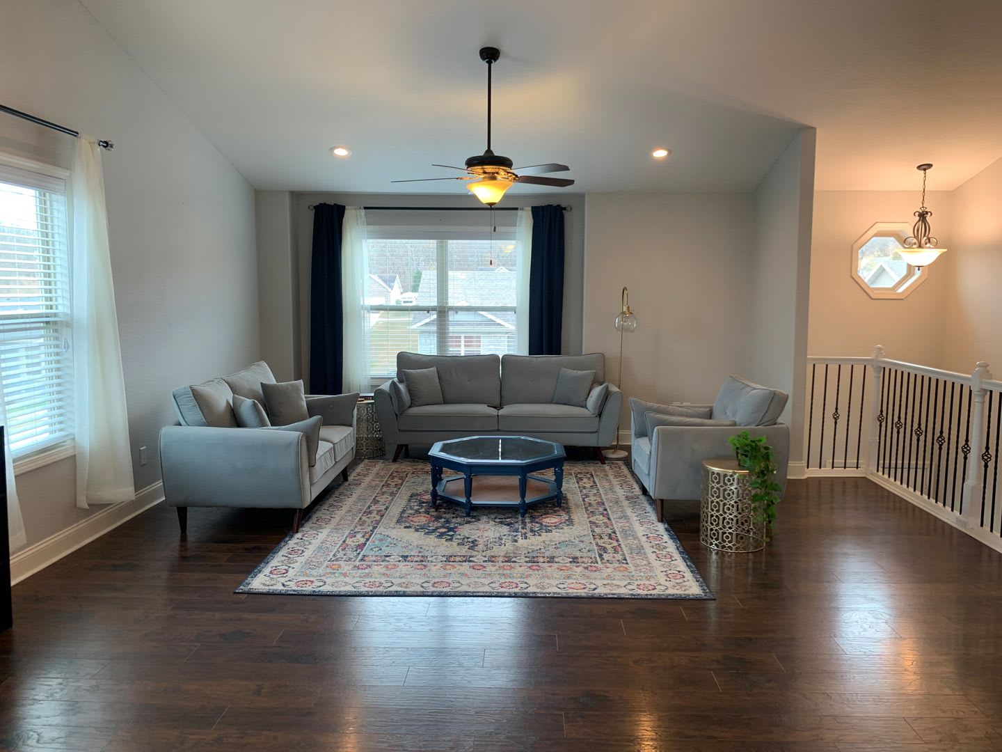 120 Mary Catherine St – photo 3