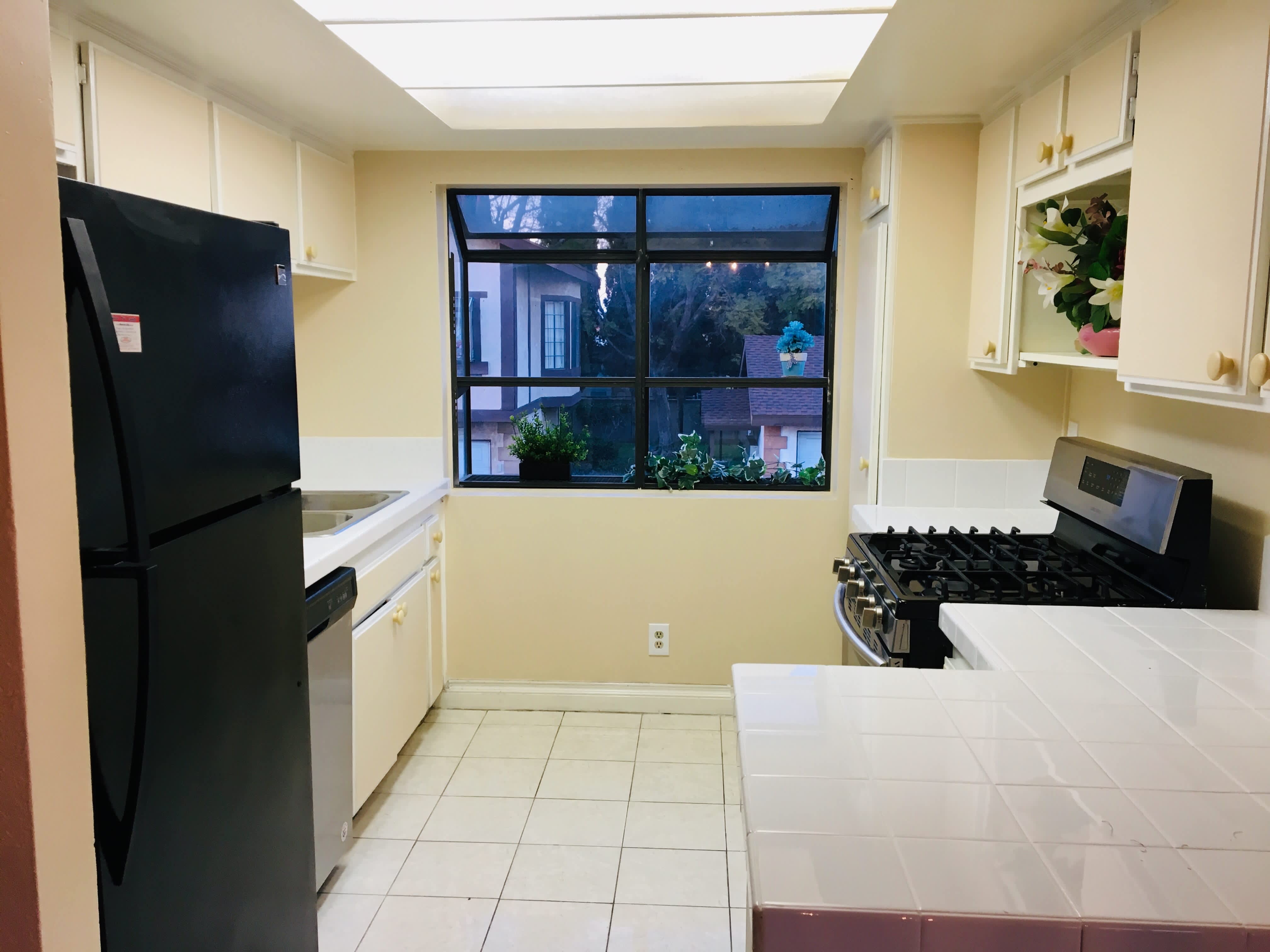 9014 Stacie Lane – photo 2