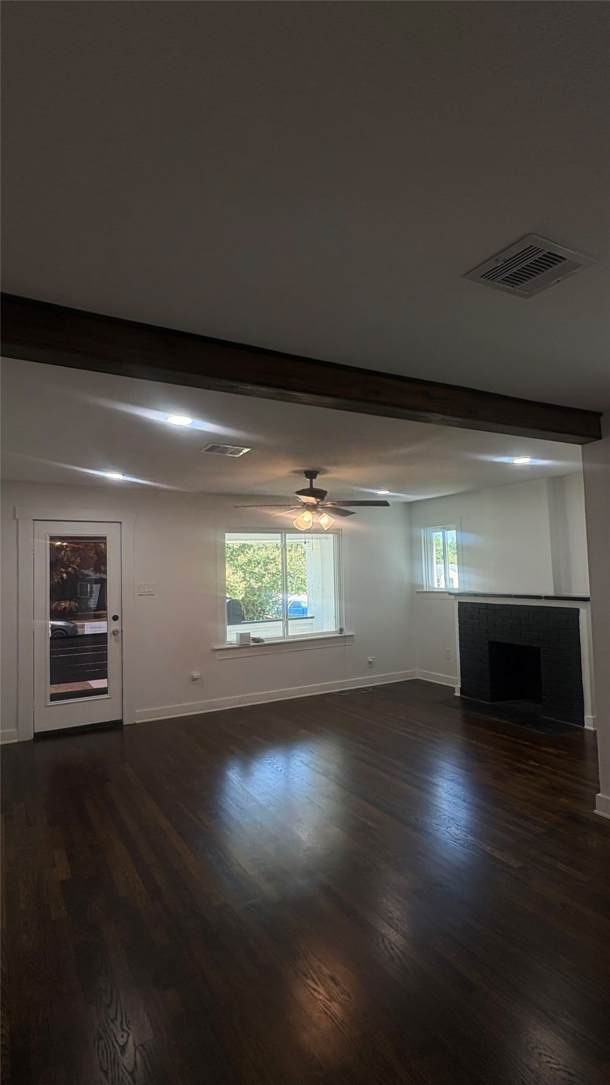 2806 Windsor Avenue – photo 3