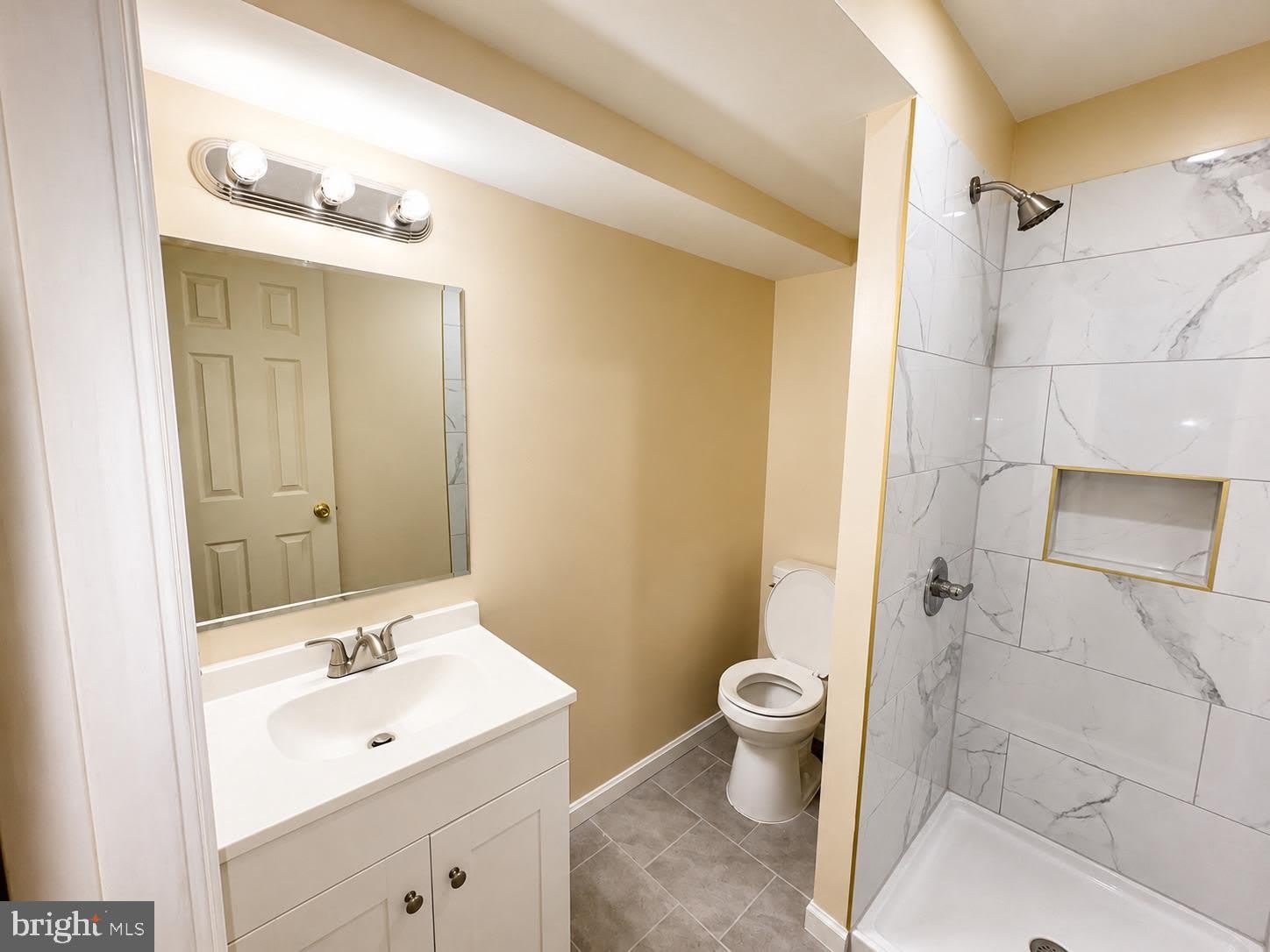 6600 LONG SHADOW Court – photo 5