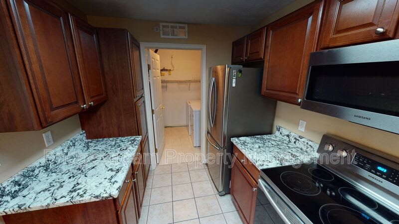 3049 Westminster Drive – photo 3