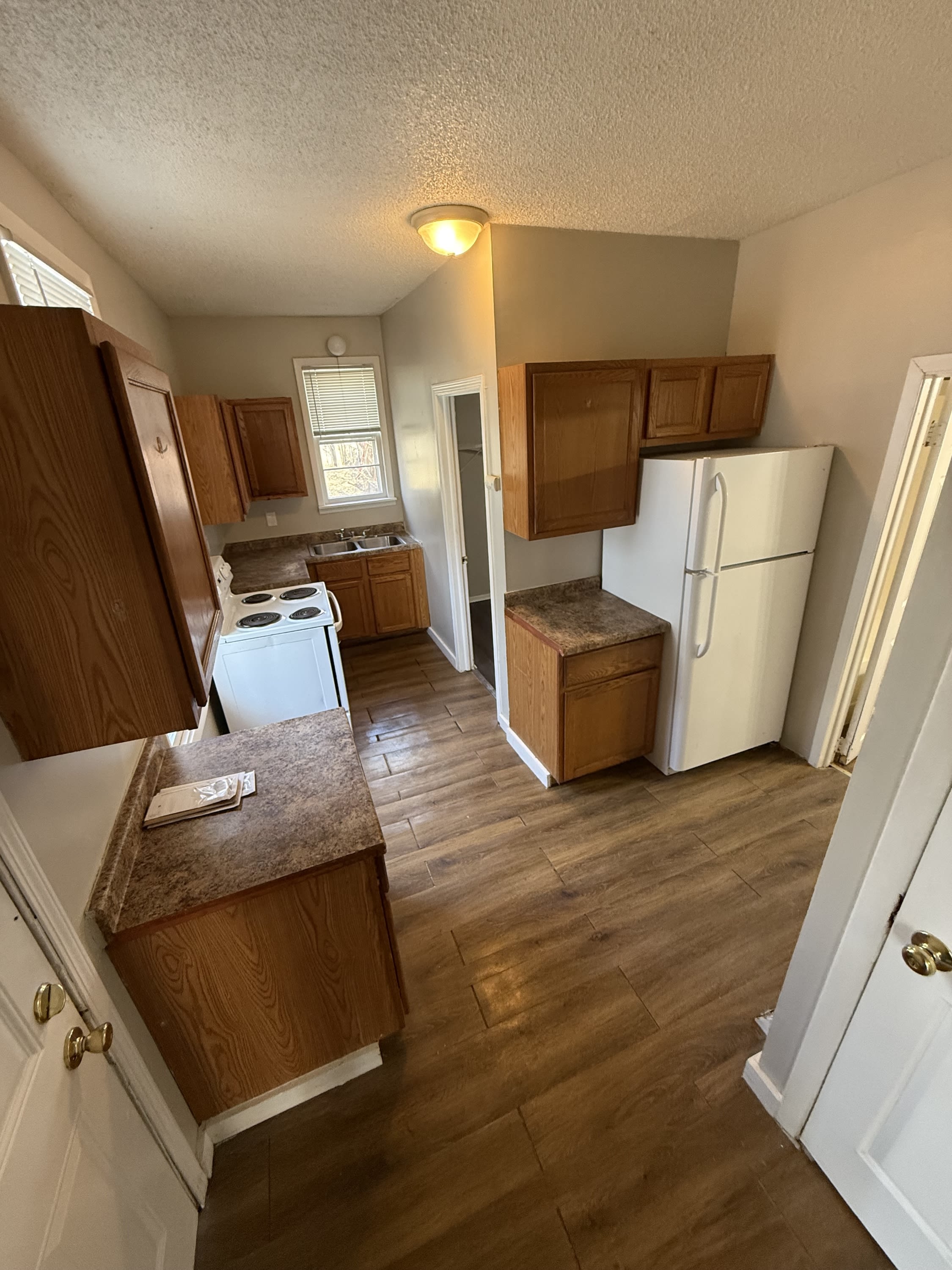 691 5th St. E, 1 – photo 5