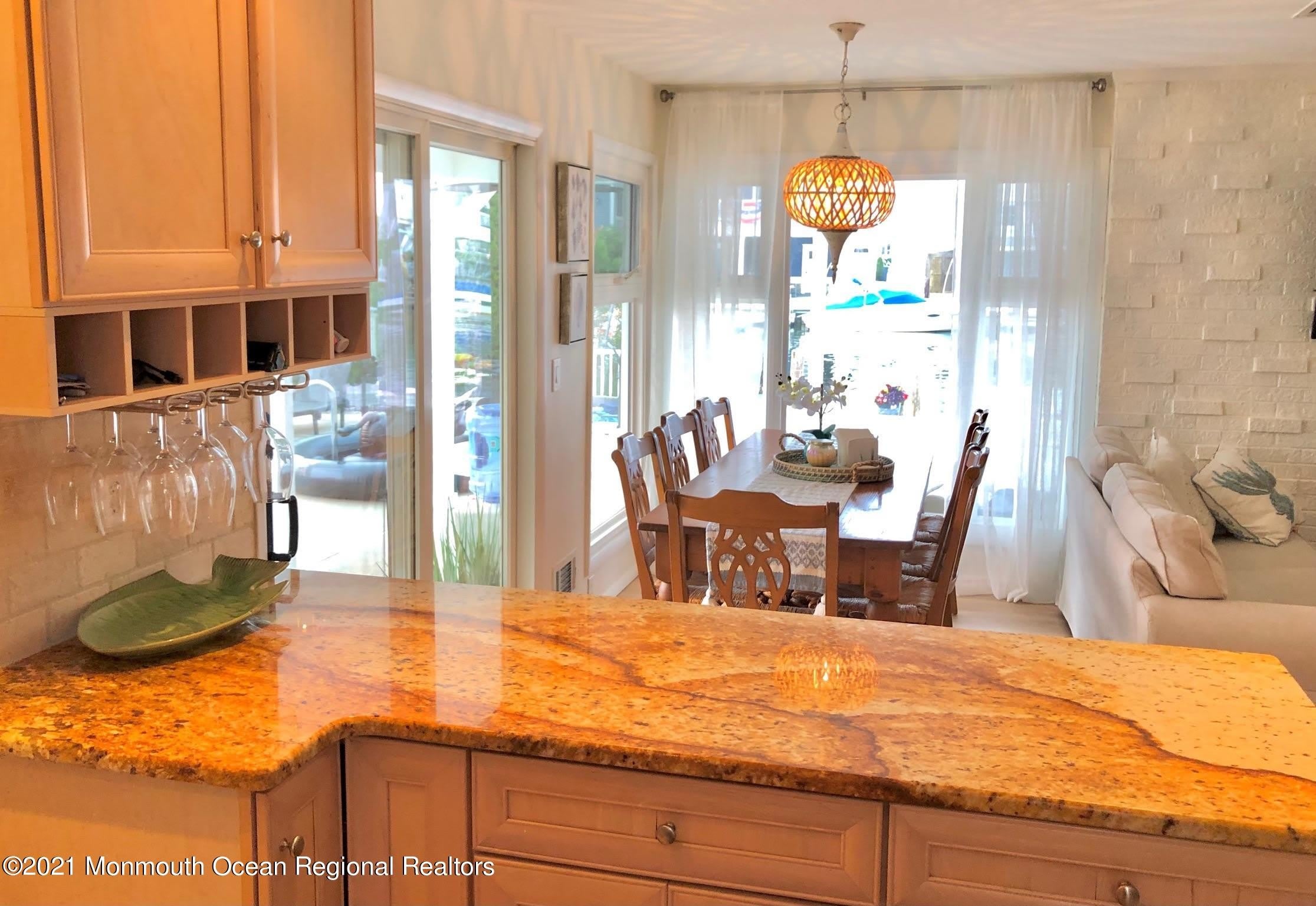 362 Venice Drive – photo 4